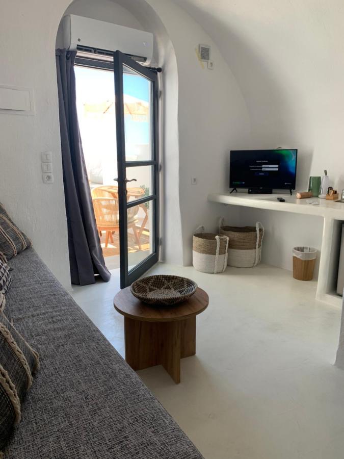 Bed & Breakfast White Curves Santorini *