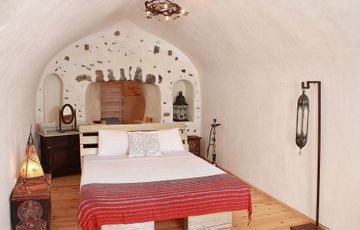 Ducato Wine Village Fira (Santorini)