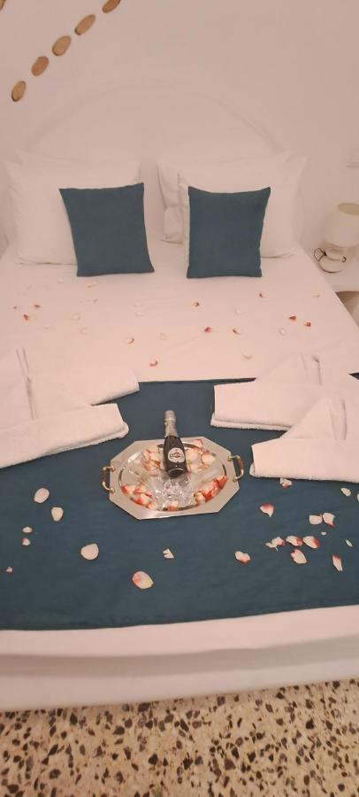 Atlantida Spacious Flat * Fira (Santorini)