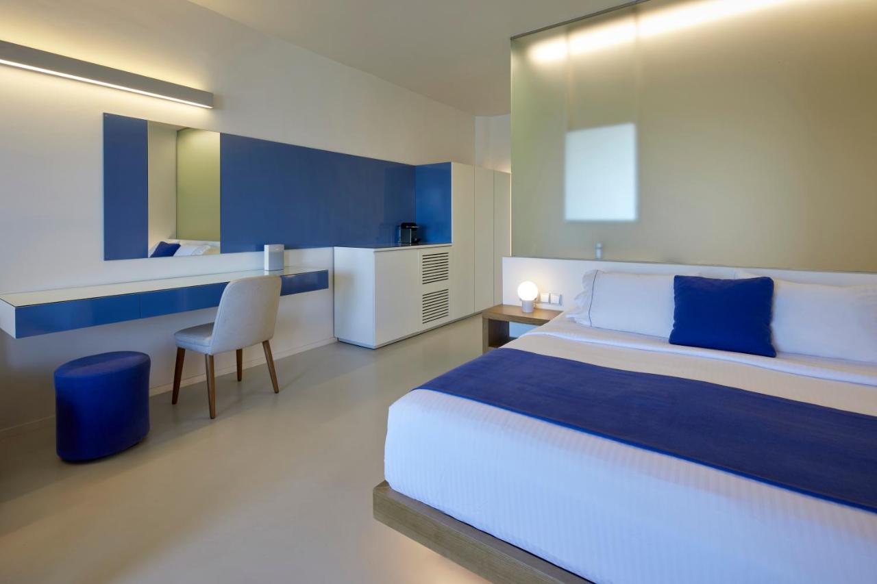 Alti Santorini - Caldera View (adults Only)