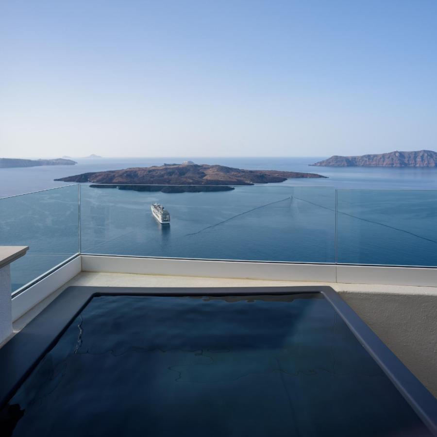 Nefeles Luxury Hotel