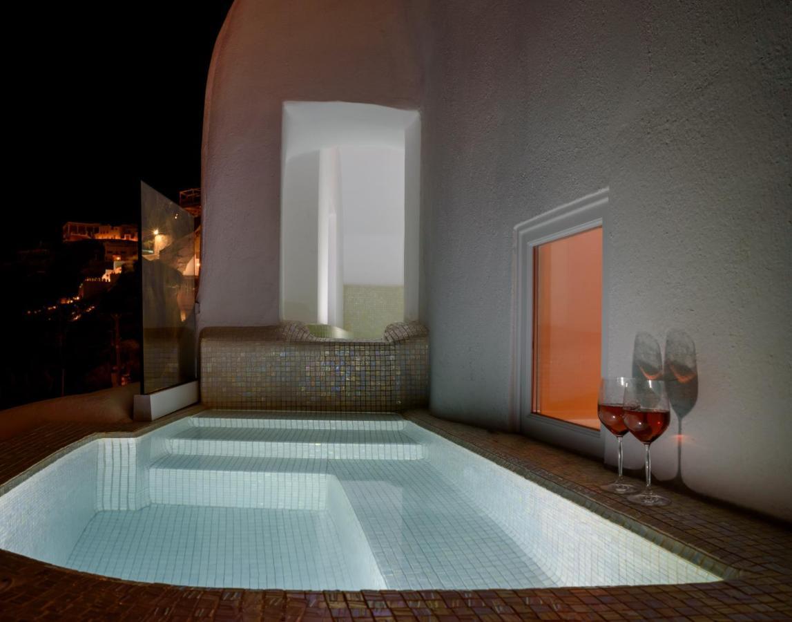 Nefeles Luxury Fira (Santorini)