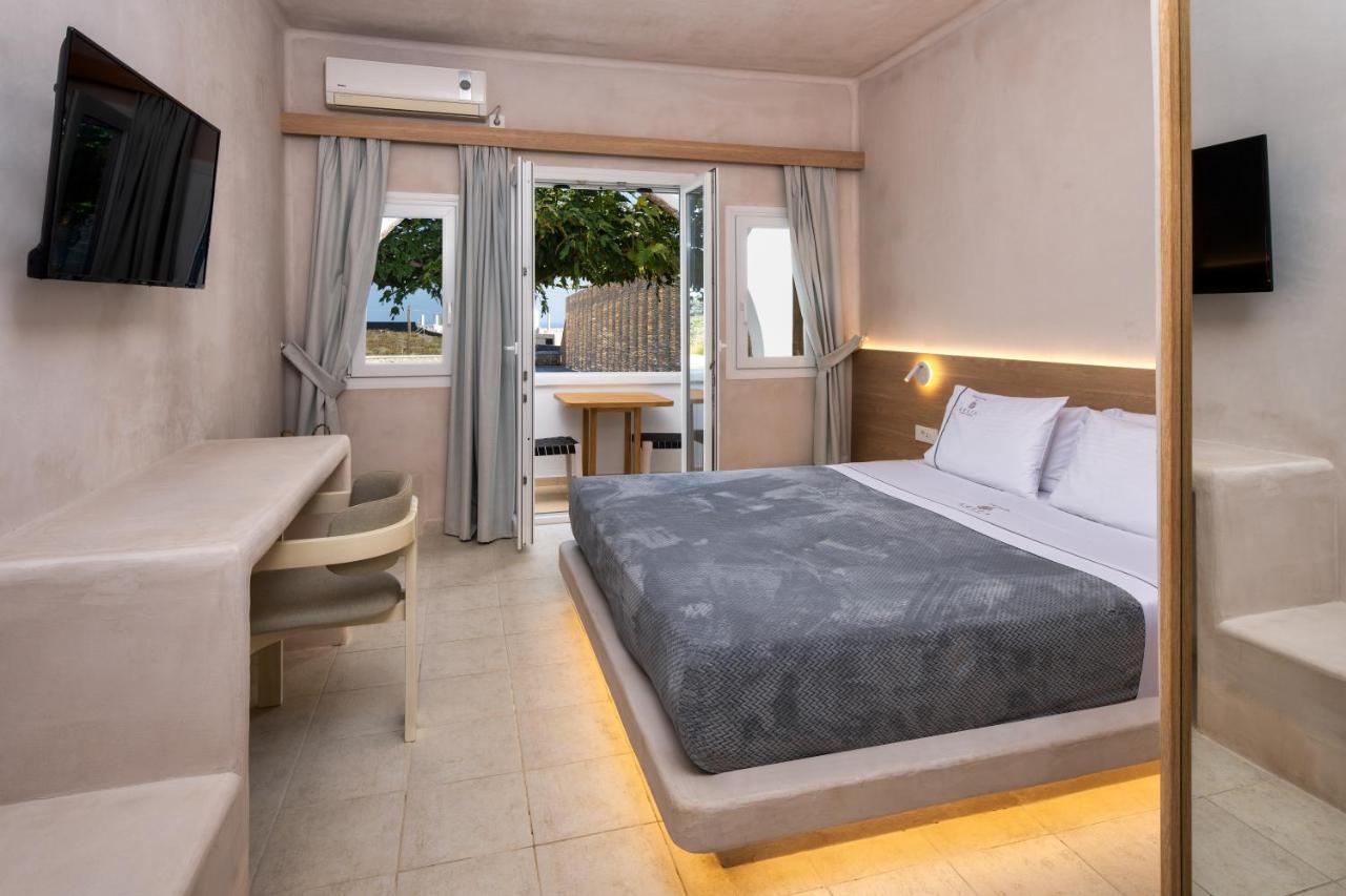 Aelia Luxury 5* Karterados (Santorini)