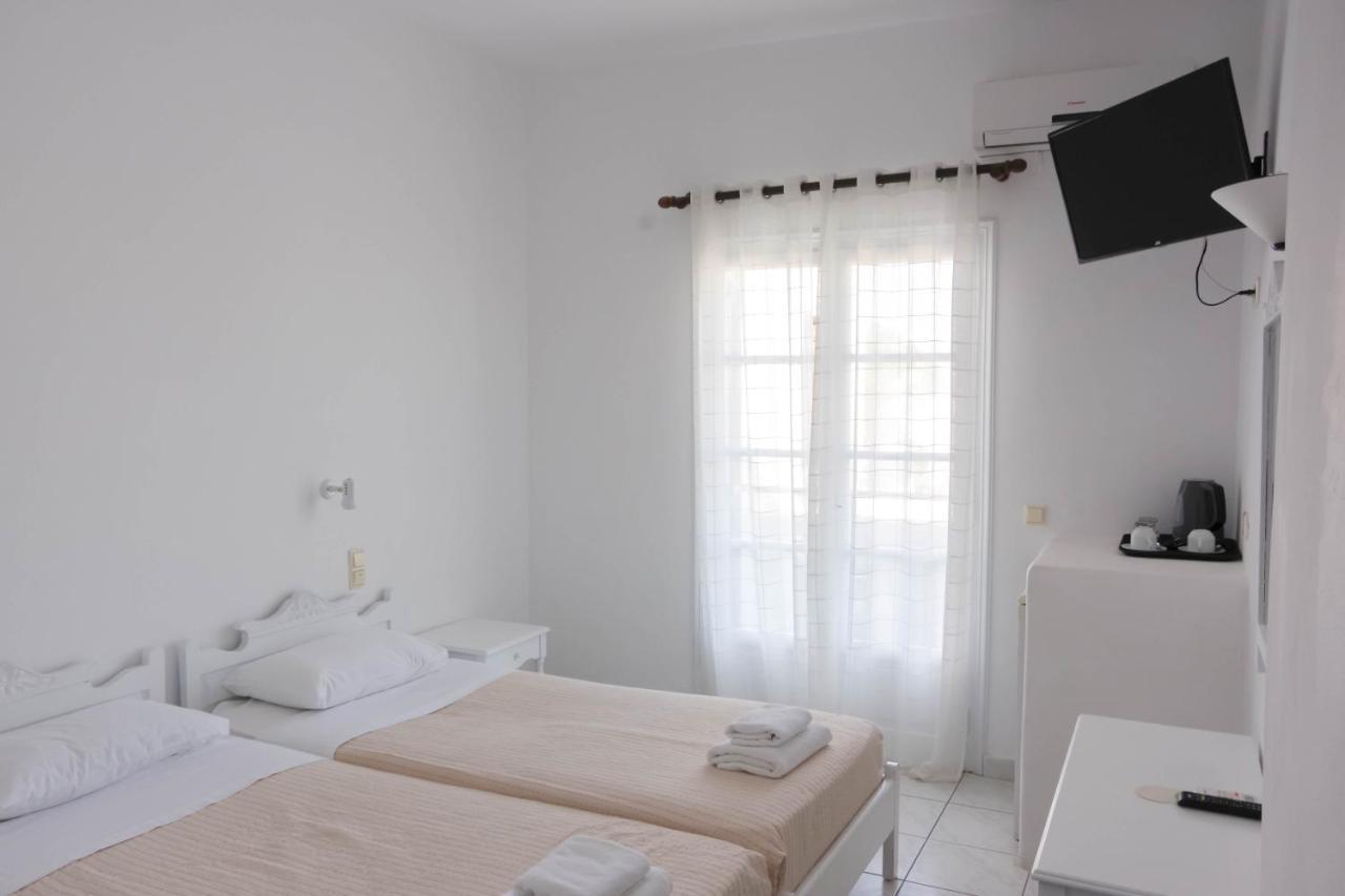 Mohitero Hotel Kamari (Santorini)