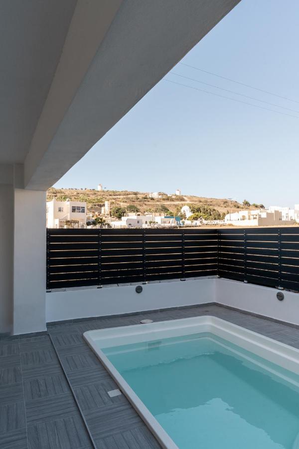 Santorossa Luxury