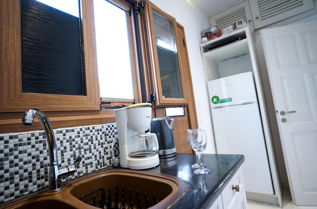 Apartment With Veranda Fira (Santorini)