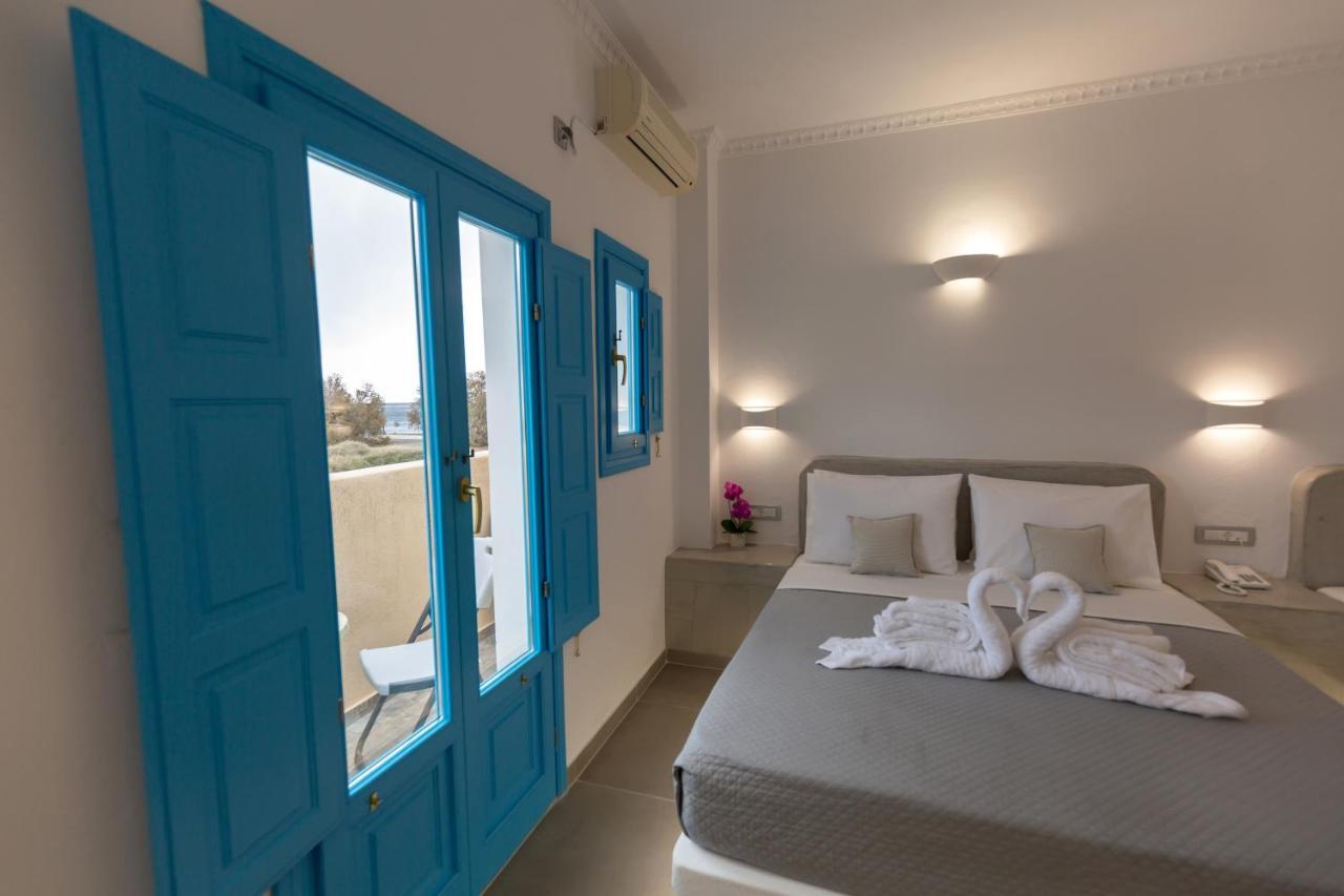 Bay 3* Perissa (Santorini)