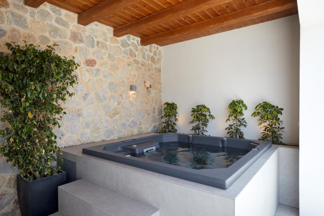 Villa Kamini Santorini Pyrgos Kallistis