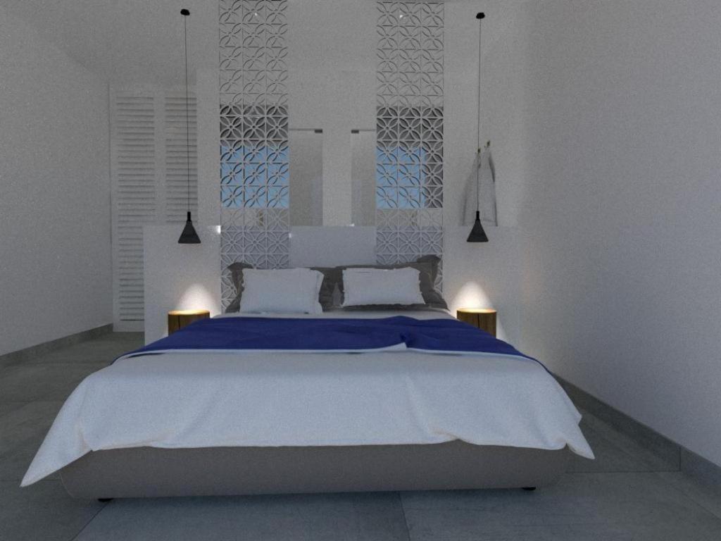 Kamini Santorini