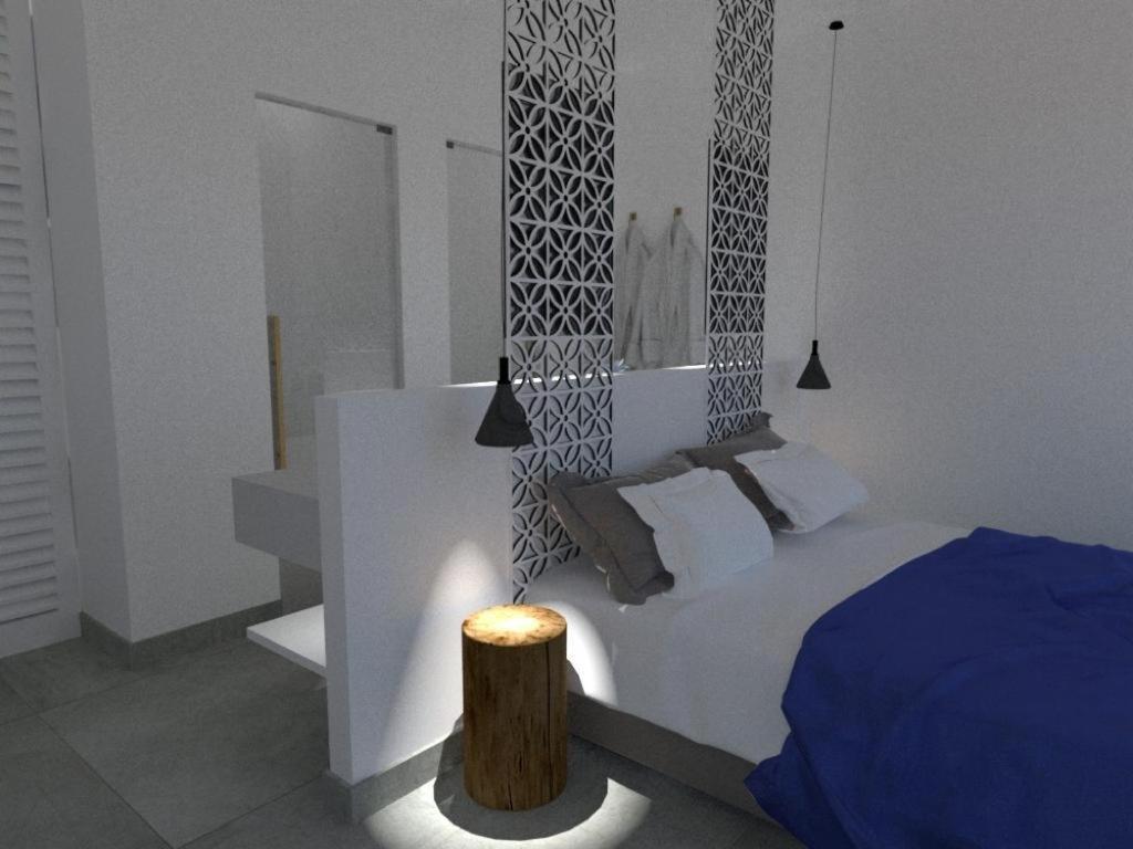 Kamini Santorini