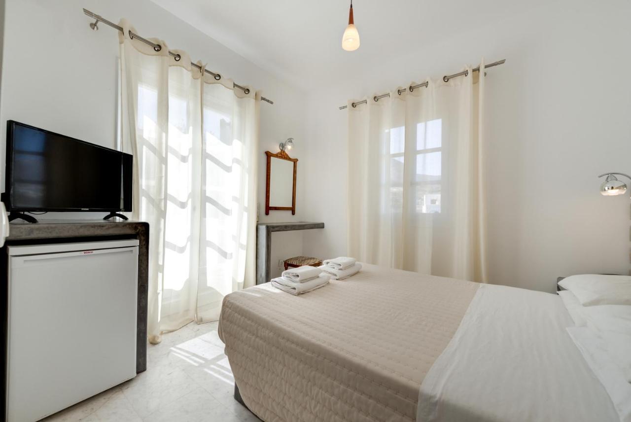 Mohitero 3* Kamari (Santorini)