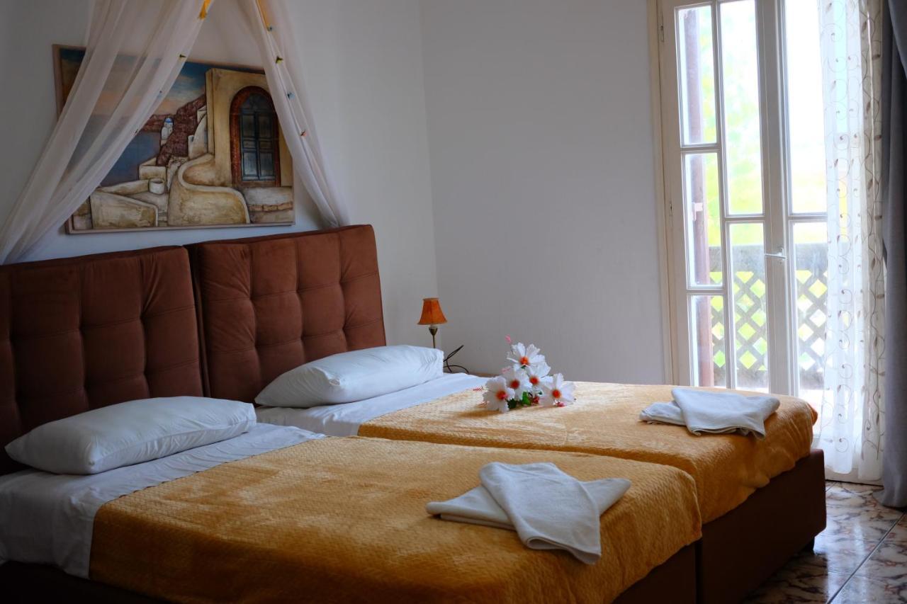 Sweet Heart Kamari (Santorini)