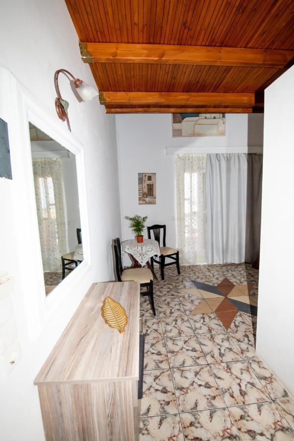 Aparthotel Sweet Heart Kamari (Santorini)