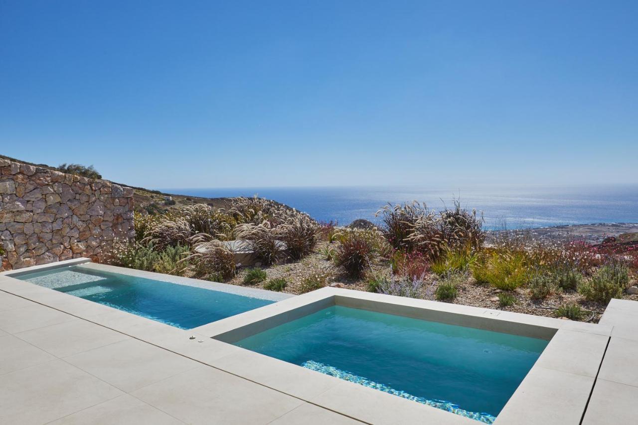 Villa Santorini Sky, The Retreat