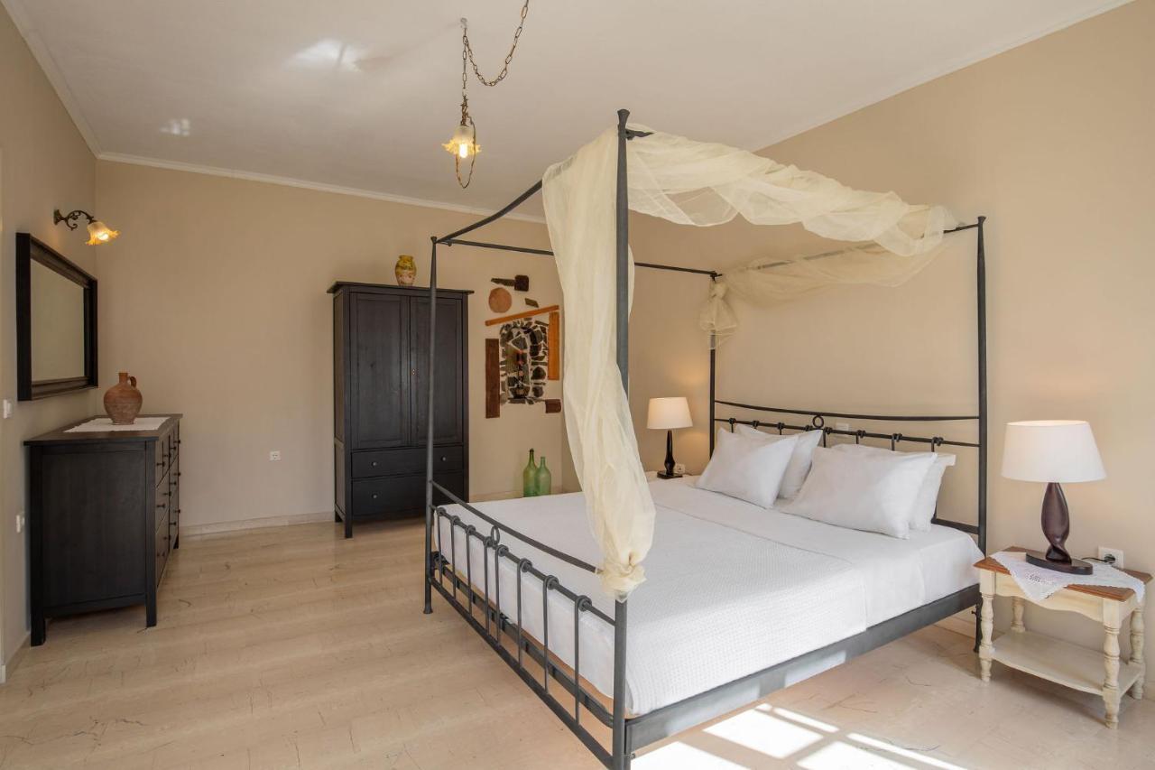 The Boathouse 3*
