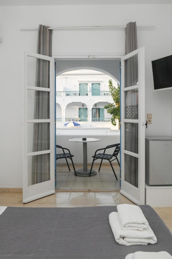 Oscar Aparthotel Kamári
