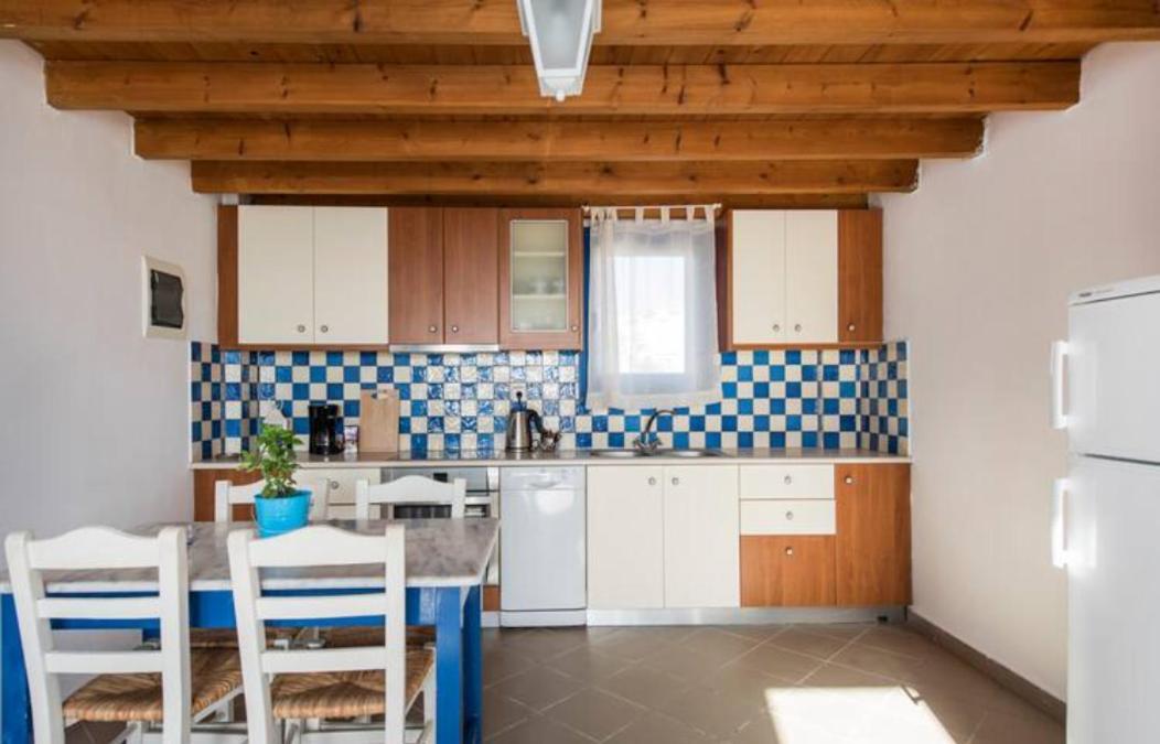 Santorini Traditional Apartment