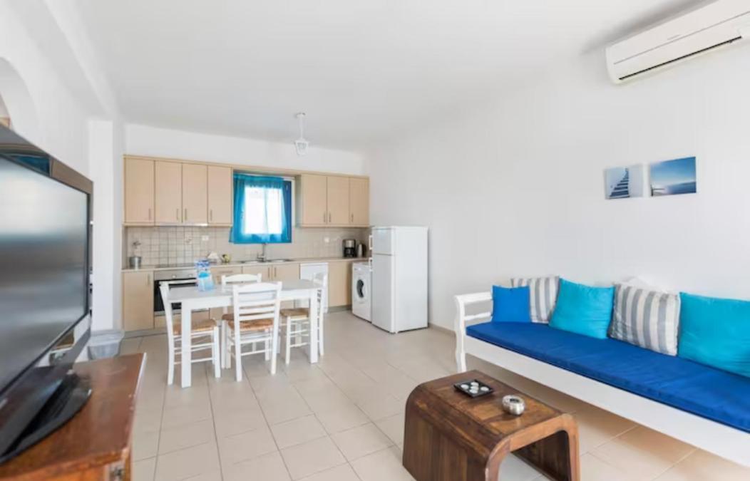 Santorini Traditional Apartment Vothon