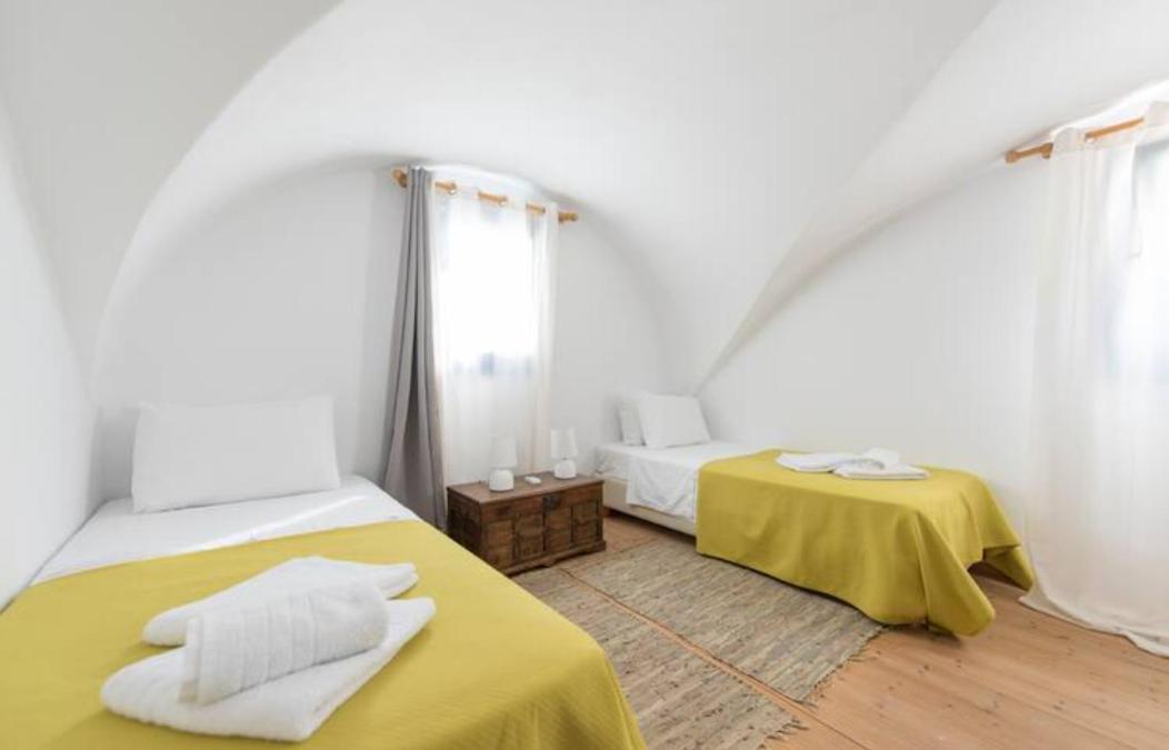 Santorini Traditional Apartment *