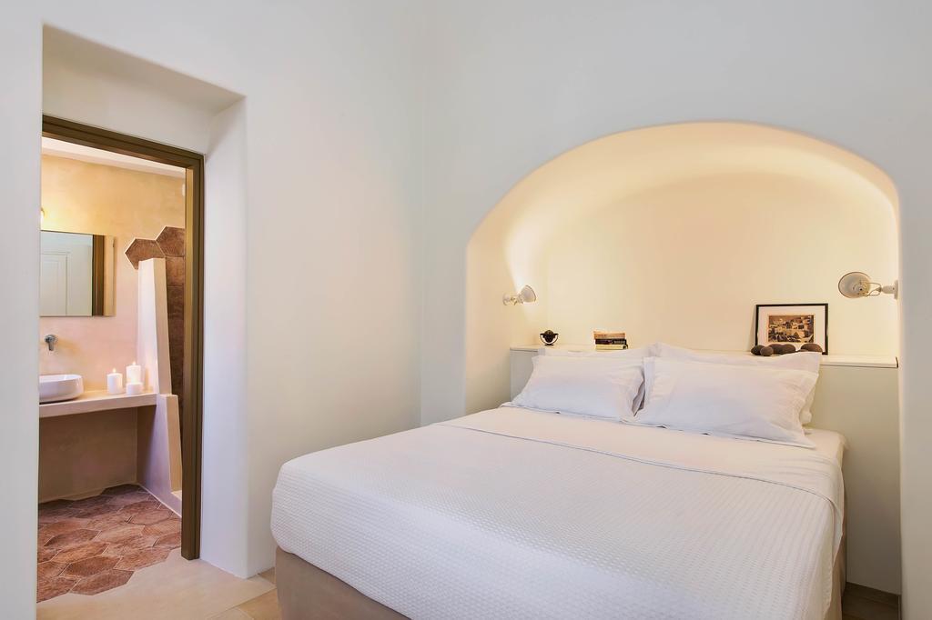 Mantilida Emporio (Santorini)