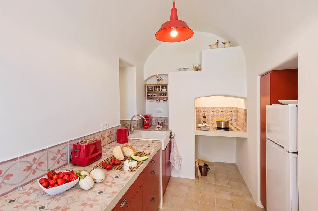 Villa Mantilida Emporio (Santorini)