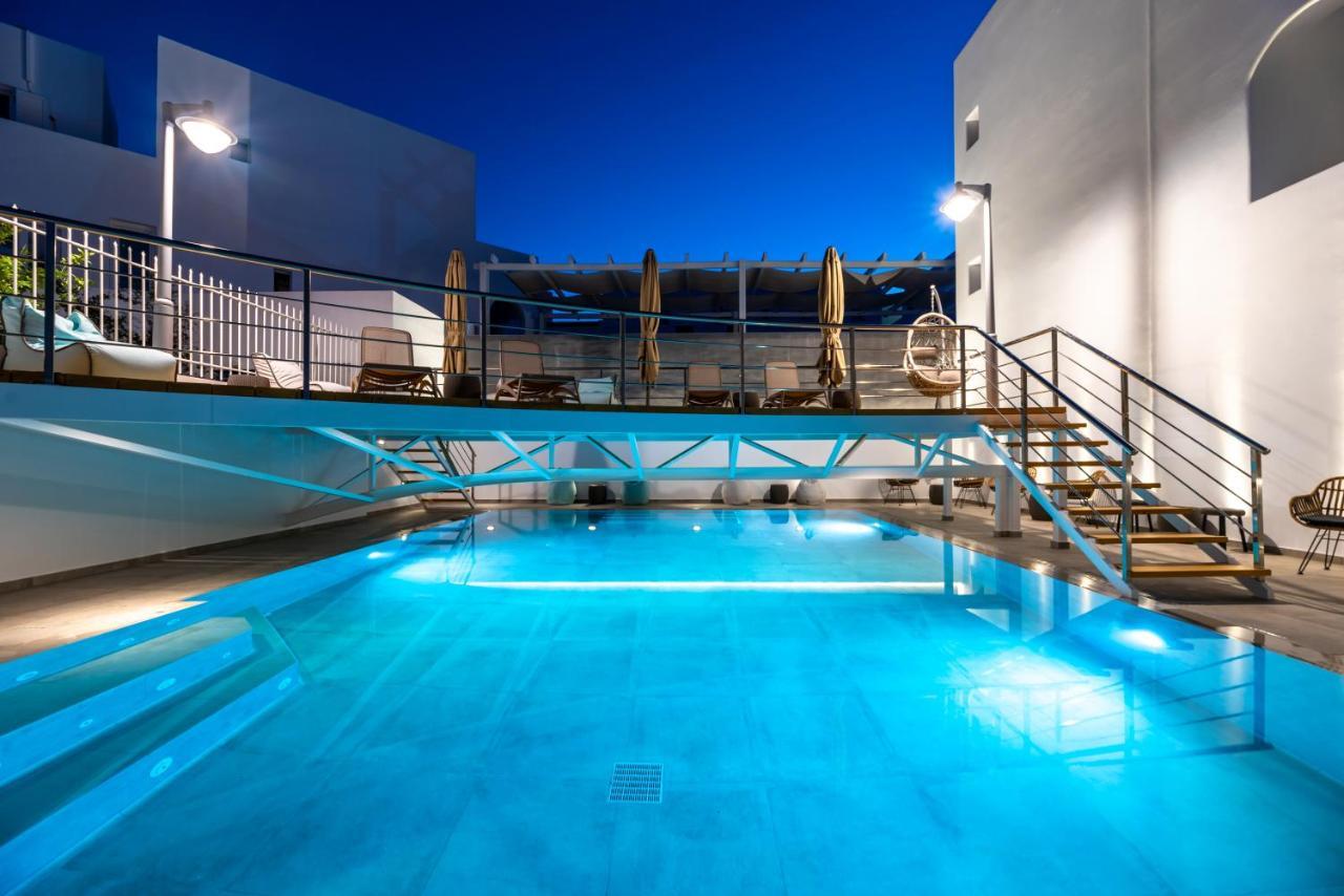 Deluxe Santorini