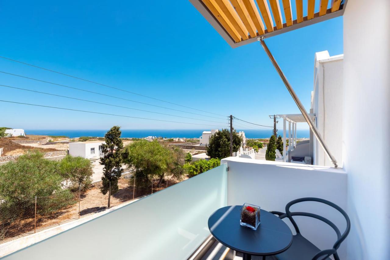 Deluxe Santorini 4* Fira (Santorini)
