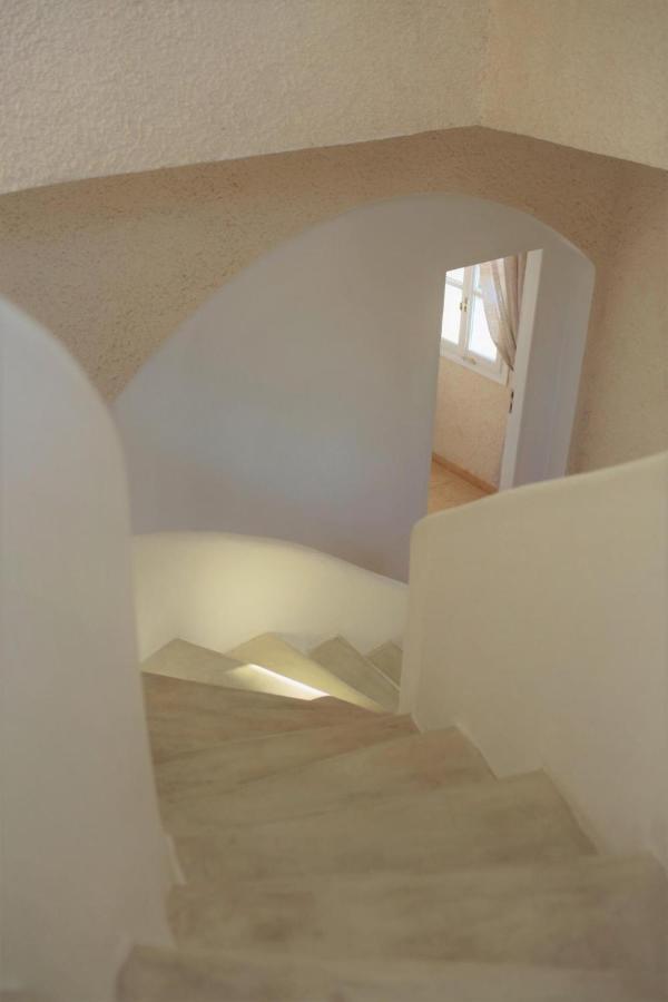 Sunset Luxury Oia (Santorini)