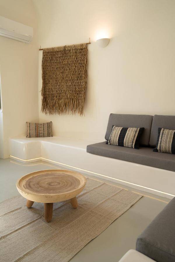 Cilon Santorini Hotel
