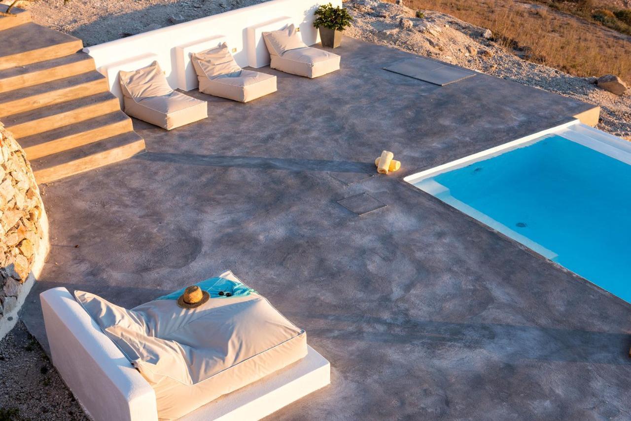 Sleeps8-parking-garden-pool-sunsets-barbeque Emporio (Santorini)
