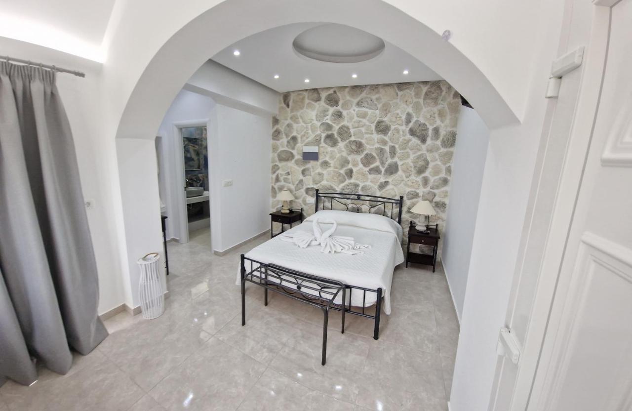 Aparthotel Stavros 3*