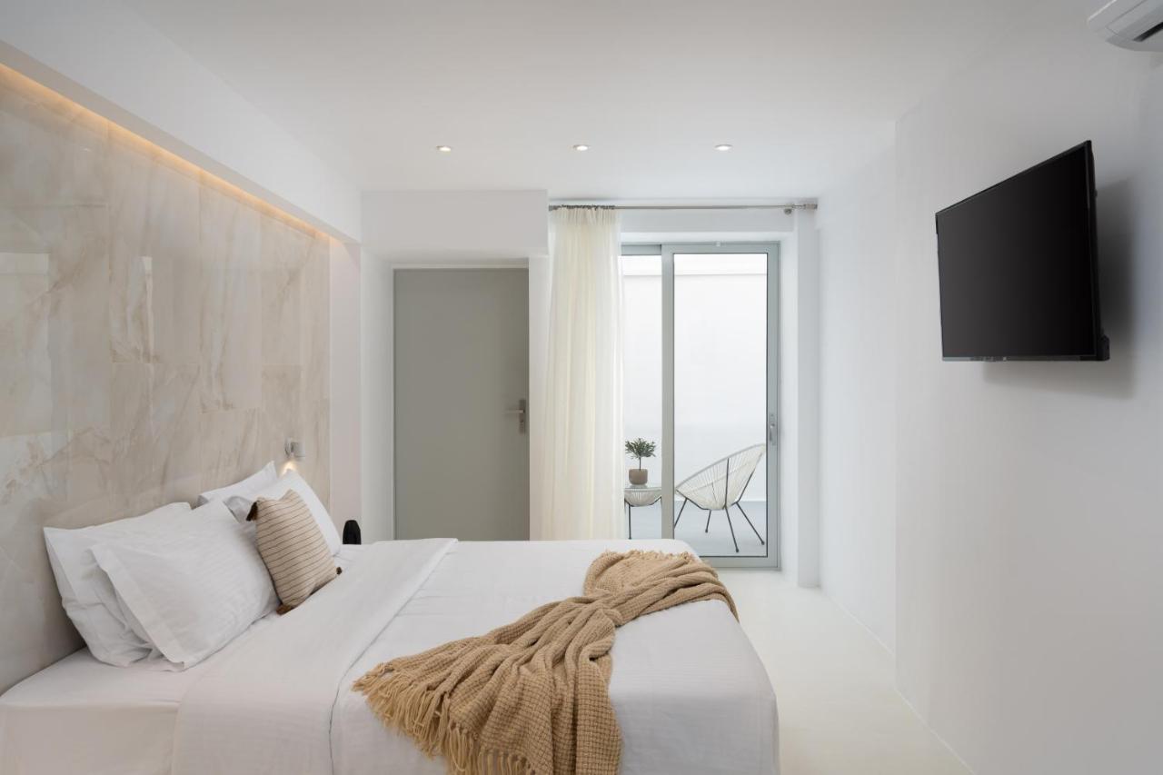 Hotel Cycladic &