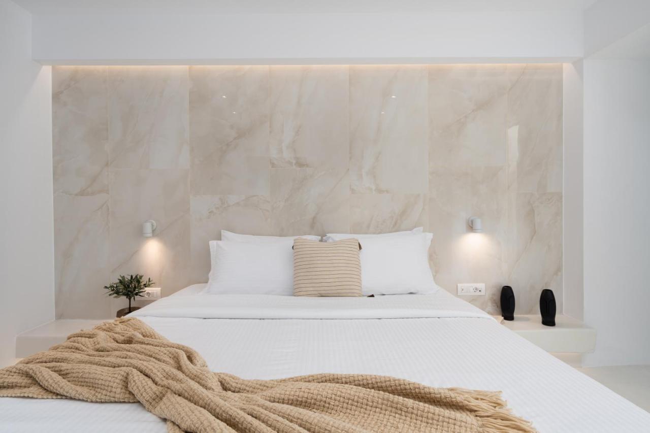 Cycladic & Fira (Santorini)