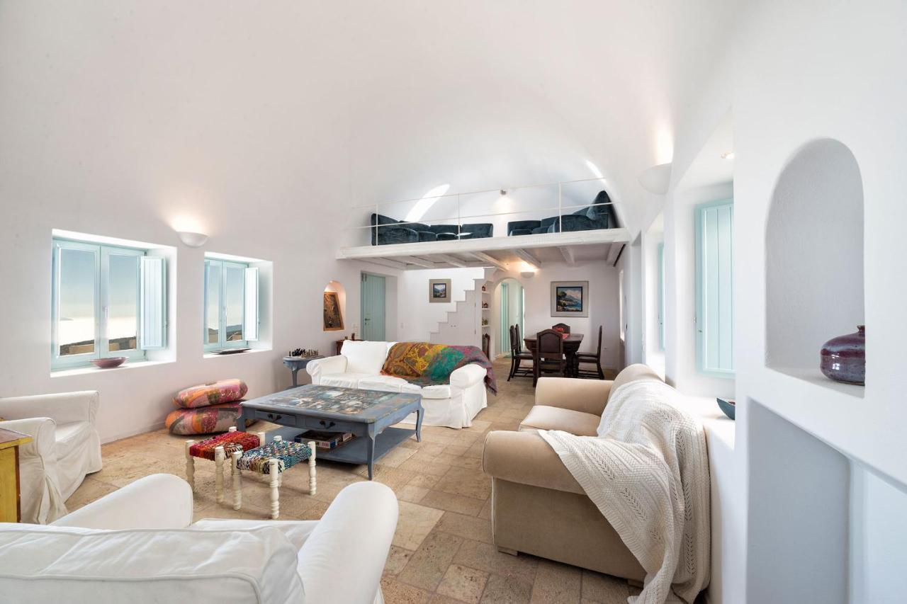Sleeps8-parking-garden-pool-sunsets-barbeque * Emporio (Santorini)