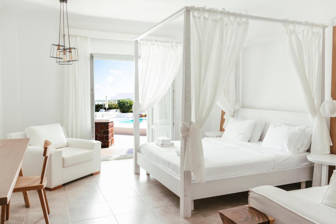 Astro Palace & 5* Fira (Santorini)