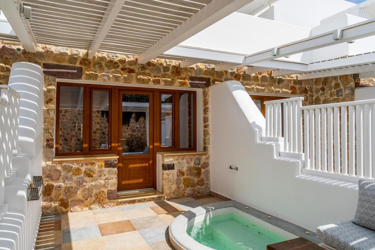 Marvarit Hotel Messaria (Santorini)