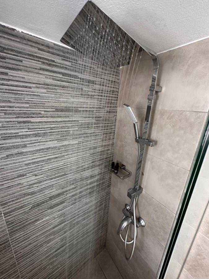 Aparthotel Villa Irini Studios Kamari (Santorini)