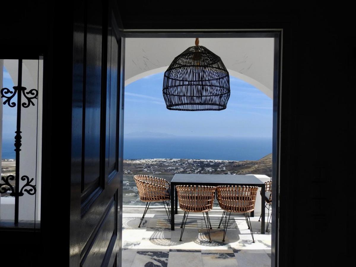 Bluewhite & Santorini Apartment *