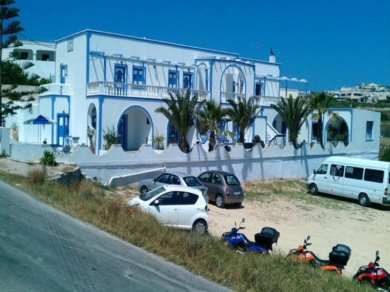 Stavros Aparthotel 3*