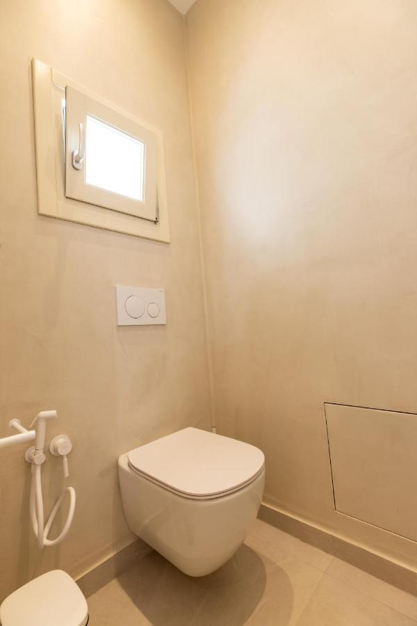 Santorini View Studios - Firostefani Caldera Apartment