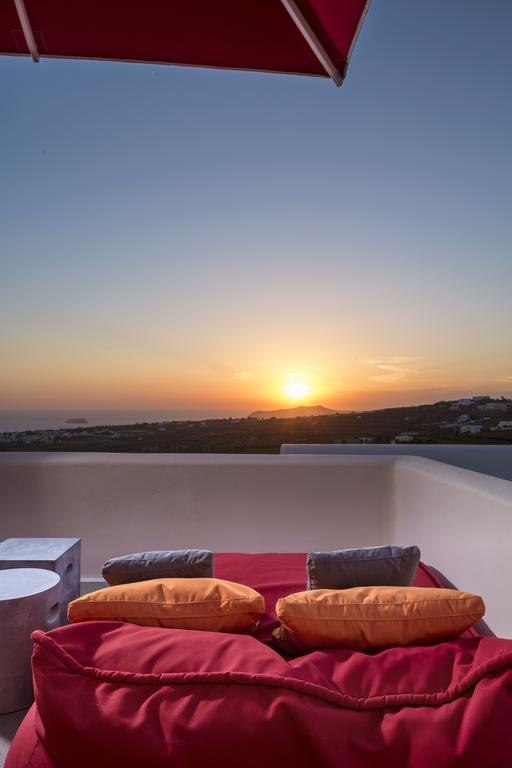 Art Santorini (adults Only)