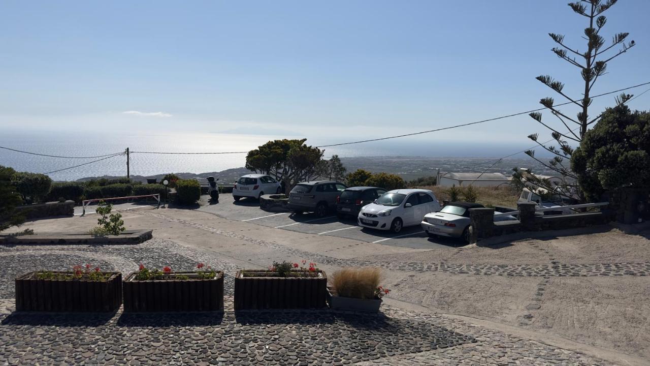 Phaos Santorini Hotel 3*