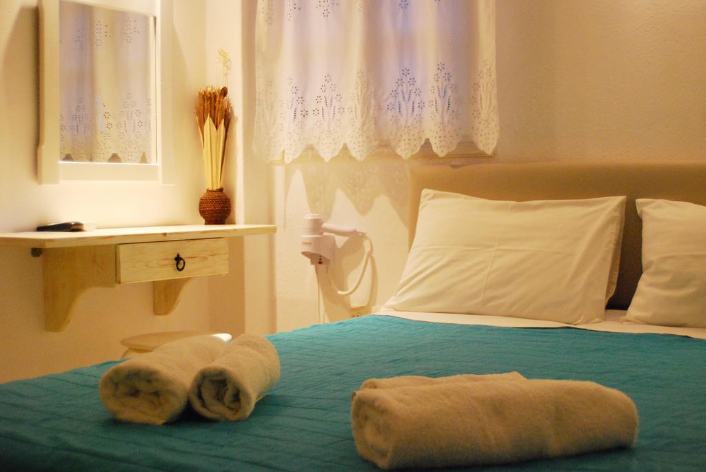 Aparthotel Aretousa