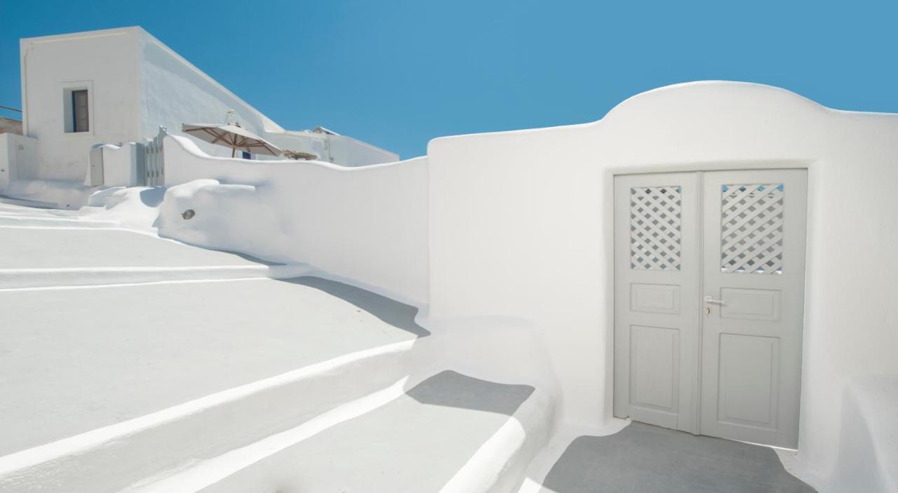 Aqua Serenity Luxury Santorini Foinikia (Santorini)