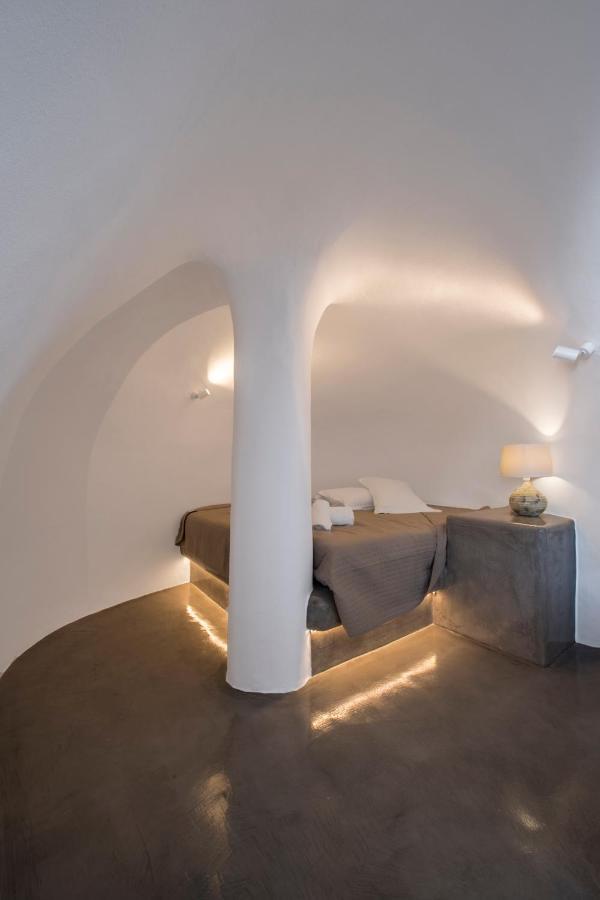 Aqua Serenity Luxury Santorini Foinikia (Santorini)