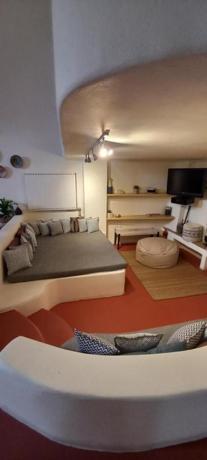 Kisiris Villa Imerovigli (Santorini)