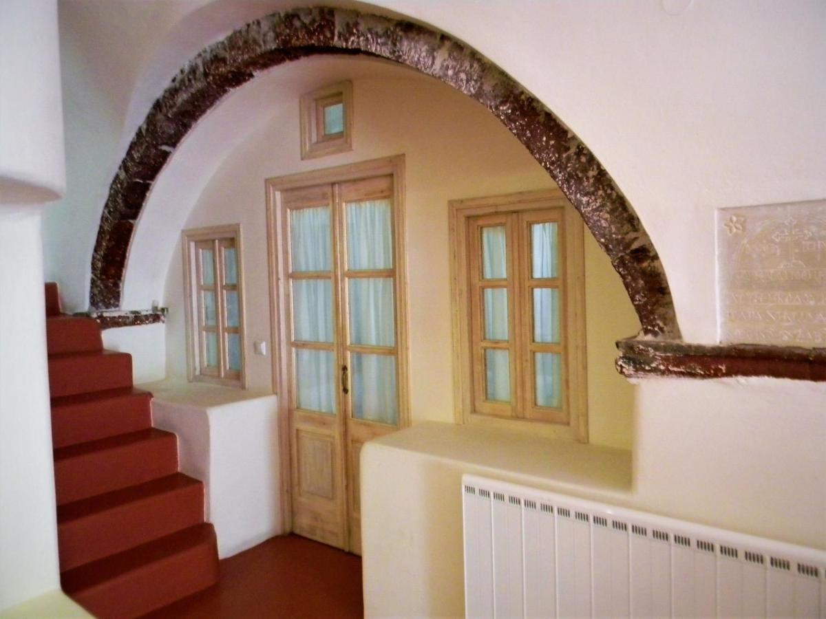 Kisiris Villa *