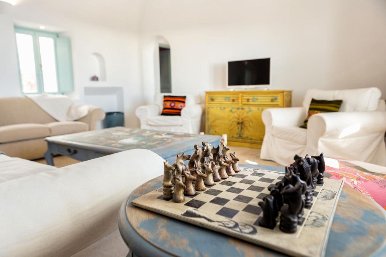 Sleeps8-parking-garden-pool-sunsets-barbeque Villa *