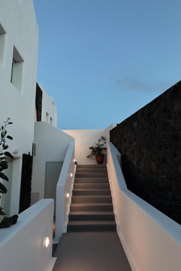 White Element Aparthotel *