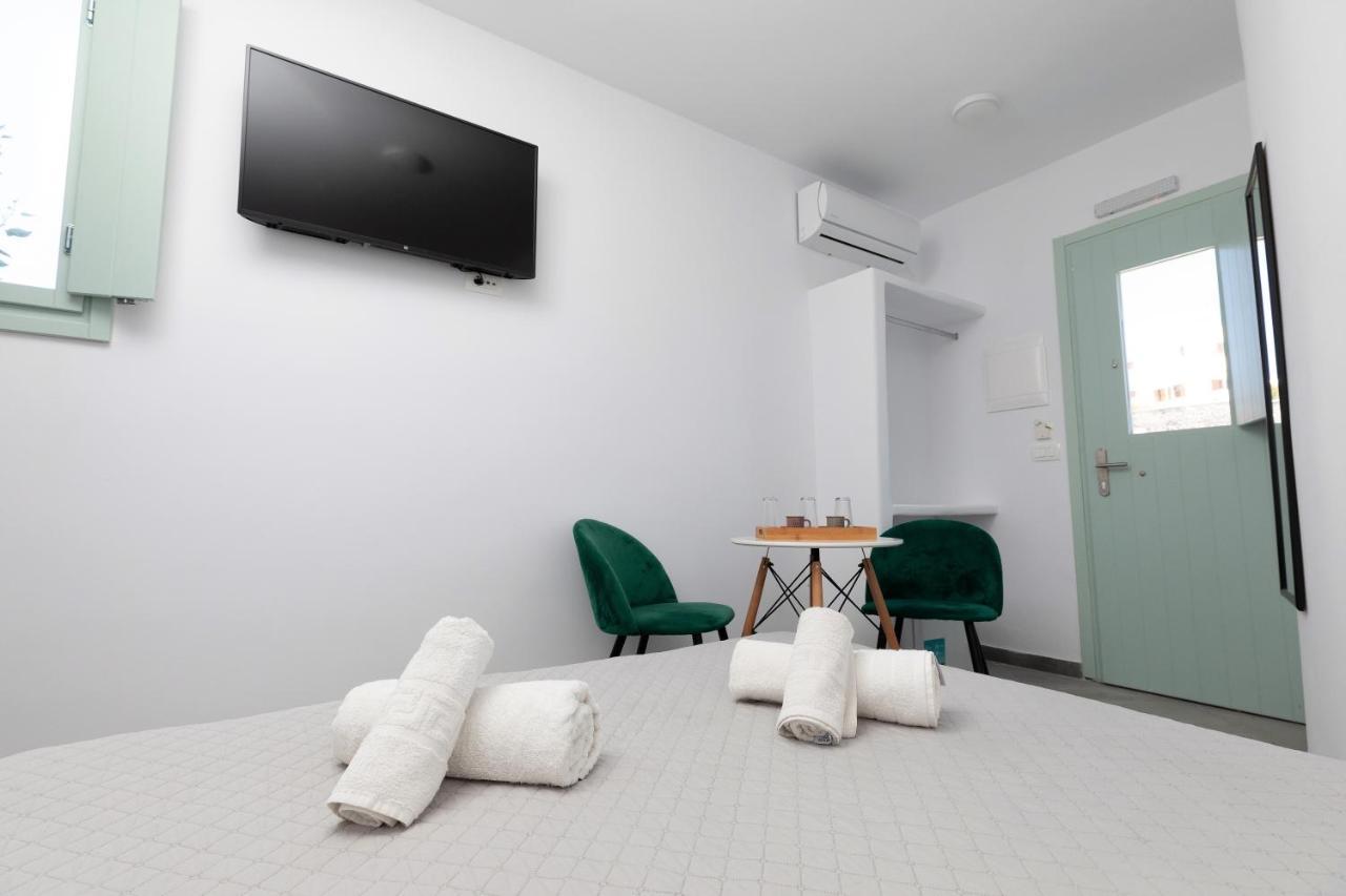 Aparthotel White Element Karterados (Santorini)